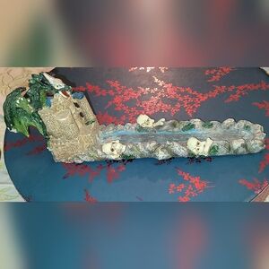 Dragon/castle incense holder